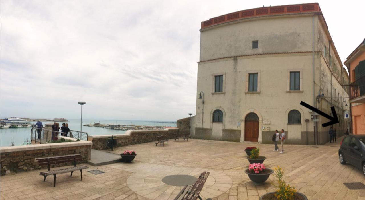 Appartamento Monolocale nel borgo antico, a due passi dal mare e dal porto Termoli Esterno foto